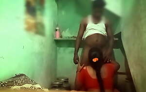 Tamil aunty cheating unkle in have a bowel movement