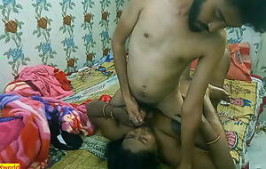 Hot Bhabhi has morning sex with a teen boy with a big locate to hand a hotel!! Cheating wife sex