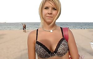 British blonde college teen squint up on beach regarding holiday be expeditious for porn