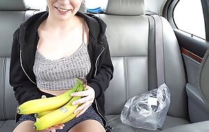 TEEN stuffs WET& Penny-pinching pussy with BANANE!!!! -LinaLynn
