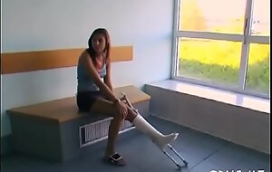 Sexy take force age teenager baby widens her trotters apropos an increment of gives pussy a rubdown