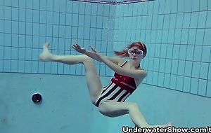 UnderwaterShow Video: Nastya