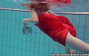UnderwaterShow Video: Libuse