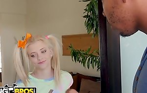 BANGBROS - Tiny Blonde Riley Star Thither Gets Split In Half By Ricky Johnson