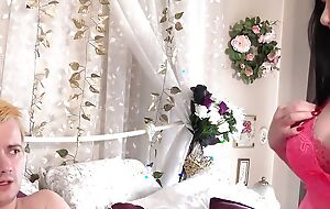 AuntJudysXXX - Posh Curvy MILF Kjirsten Fucks the Cleaning Lad