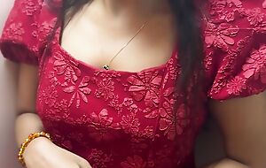 Hot Dame asks Foreign for The Lift