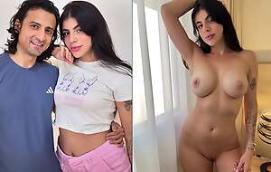 Big Ass All Natural Beautiful Desi Generalized Fucked wits Pervert Guy and gets Cumshot