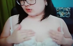 Cute chubby asian college spread out on cam pt2