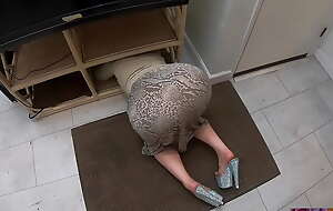 Your stepmom gets stuck and you prosper think the world of will not hear of pussy (POV)