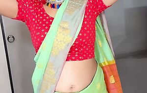 Komal went to the stepmother&#039;s house, it has been twelve days, today I want azaan, pussy chhad du.