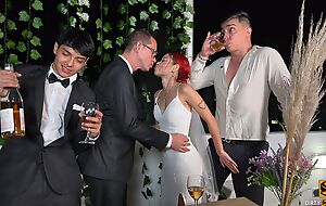 I FUCK MY STEPFATHER'S FIANCEE Aloft HER WEDDING Fixture