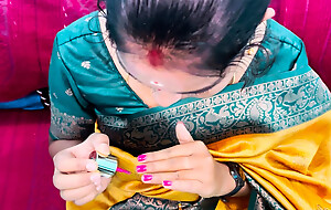 A beautiful aunty invited me be expeditious for sex