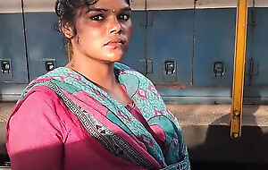 🥵INDIAN TRAIN VALI BHABHI  unfocused have sex with step brother Xxx , Desi Municipal Doggy publicize rough hardcore Establishing unfocused niggardly