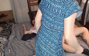 Swapping out ouer slutty girlfriends double pussy creampie
