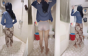 EPS. 18 - Hijab Malay teacher enjoys making love to Malay students in Penang hostelry room