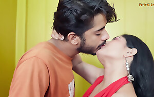 Super Sexy Guest Seduced Hotel Cosh Had Full Nude Sex In Wash one's hands Indian 4K Ultra HD Vaigavarun45