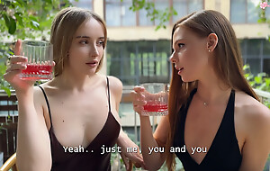 Threesome Sex on the Pre-eminent Date! Unwitting Person Fucks Two 19-year-old Stepsisters!