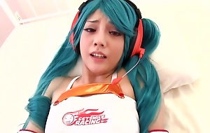 Rei Mizuna anent Rei Does Her Best Racing Miku - CosplayInJapan