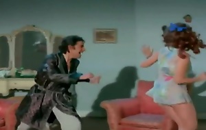Nahed Sherif Boussy Lebleba - dancing