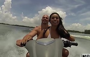 Teens ride the party boat video starring eva saldana - mofos.com